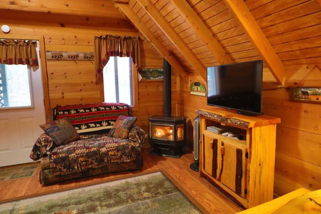 Cute Updated Mountain Cabin Fireplace #3 Helen Exterior foto