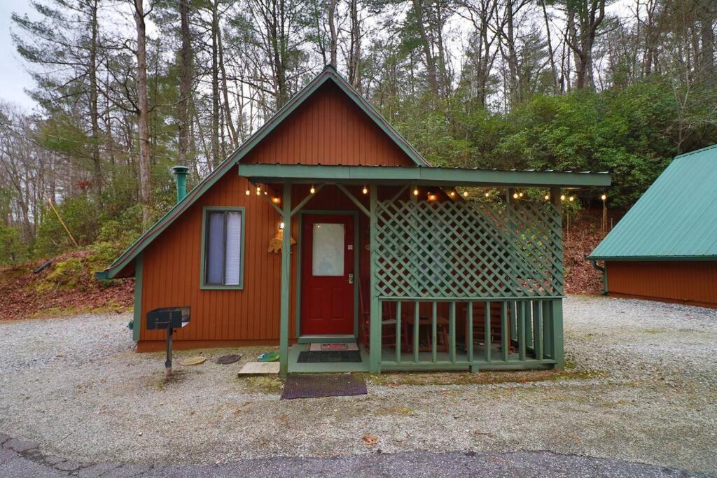 Cute Updated Mountain Cabin Fireplace #3 Helen Exterior foto
